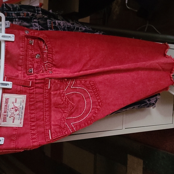 True Religion shorts - Picture 2 of 3